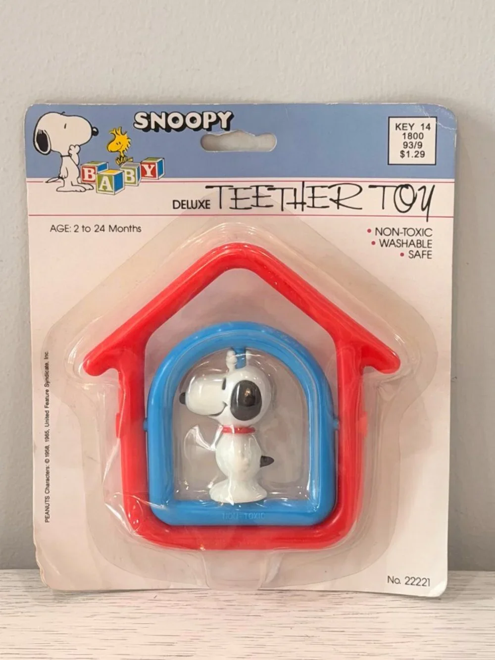 Vintage Danara Peanuts Baby Snoopy Deluxe Teether Toy Spins Non Toxic Washable